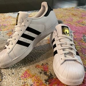 Classic Adidas Superstar (Shell-toes)
